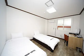 **  Sweet Ekonomy Hotel Busan South Korea